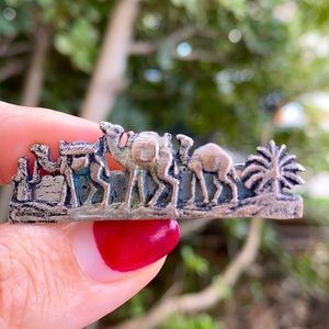 Vintage Women’s Silver Camel Caravan Brooch